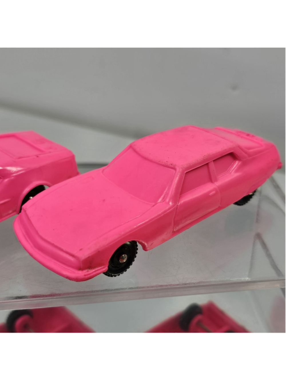 Vintage 1975 Imperial Hong Kong Plastic Toy Cars Lot of 4 Pink Orange Purple - Picture 4 of 15
